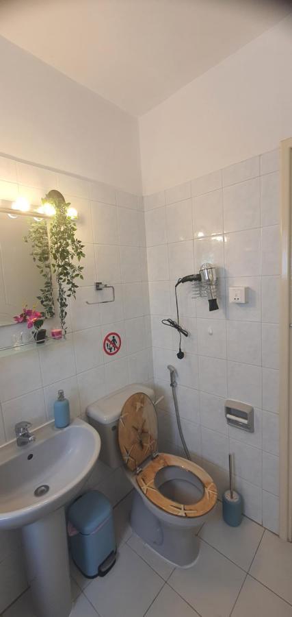 Stefaris "Koutsou Court 105" Apartment Larnaca Exterior photo